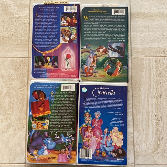 WALT DISNEY BLK💎 VHS CINDERELLA, BEAUTY & THE BEAST, THE FOX & HOUND, ALADDIN - Picture 3 of 12